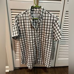 Men’s Mizzen & Main Short Sleeve Button Down